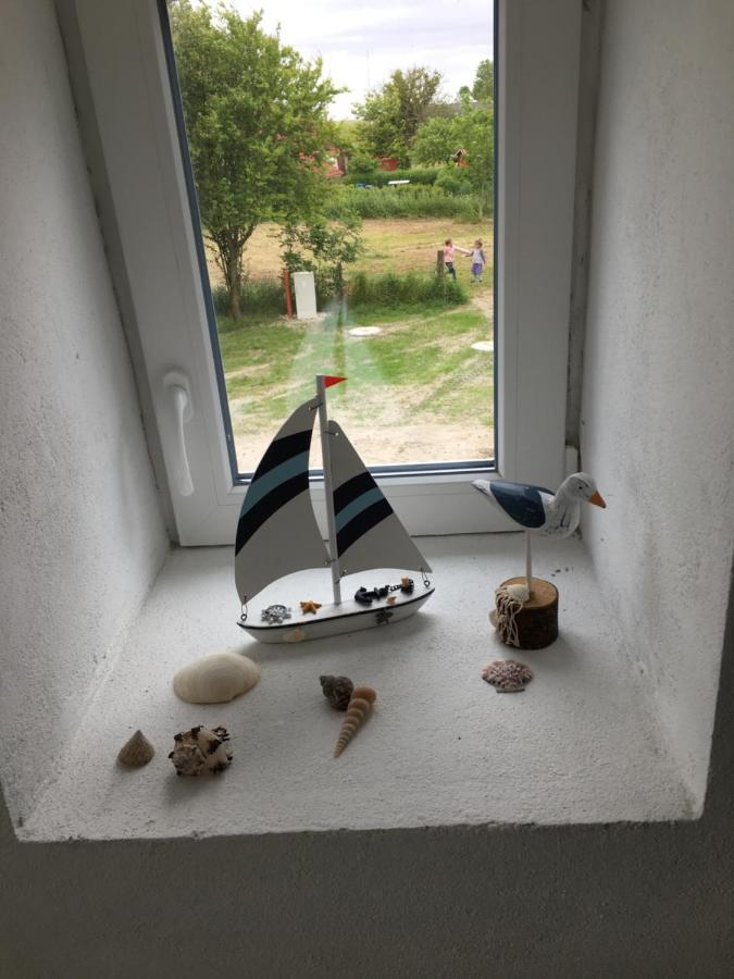 Marijanas Ferienhof 2, Urlaub Mit Viel Platz Zwischen Dornumersiel Und Bensersiel, Gehoert Zum Cafe Kunterbunt Holtgast المظهر الخارجي الصورة